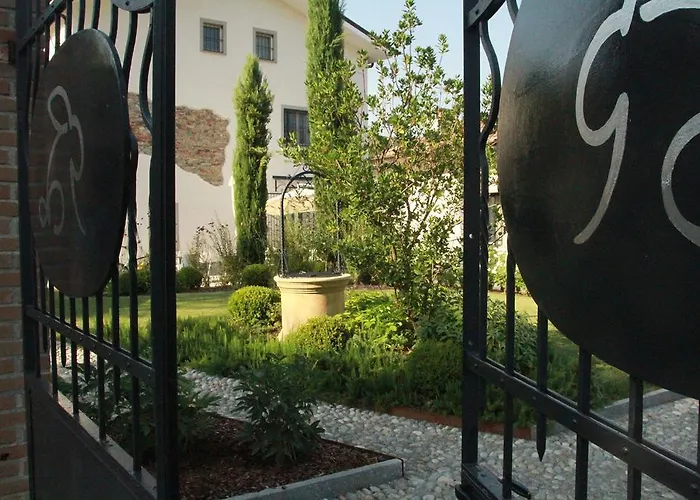 La Collina Dei Conigli ベッド・アンド・ブレックファスト Castel Boglione